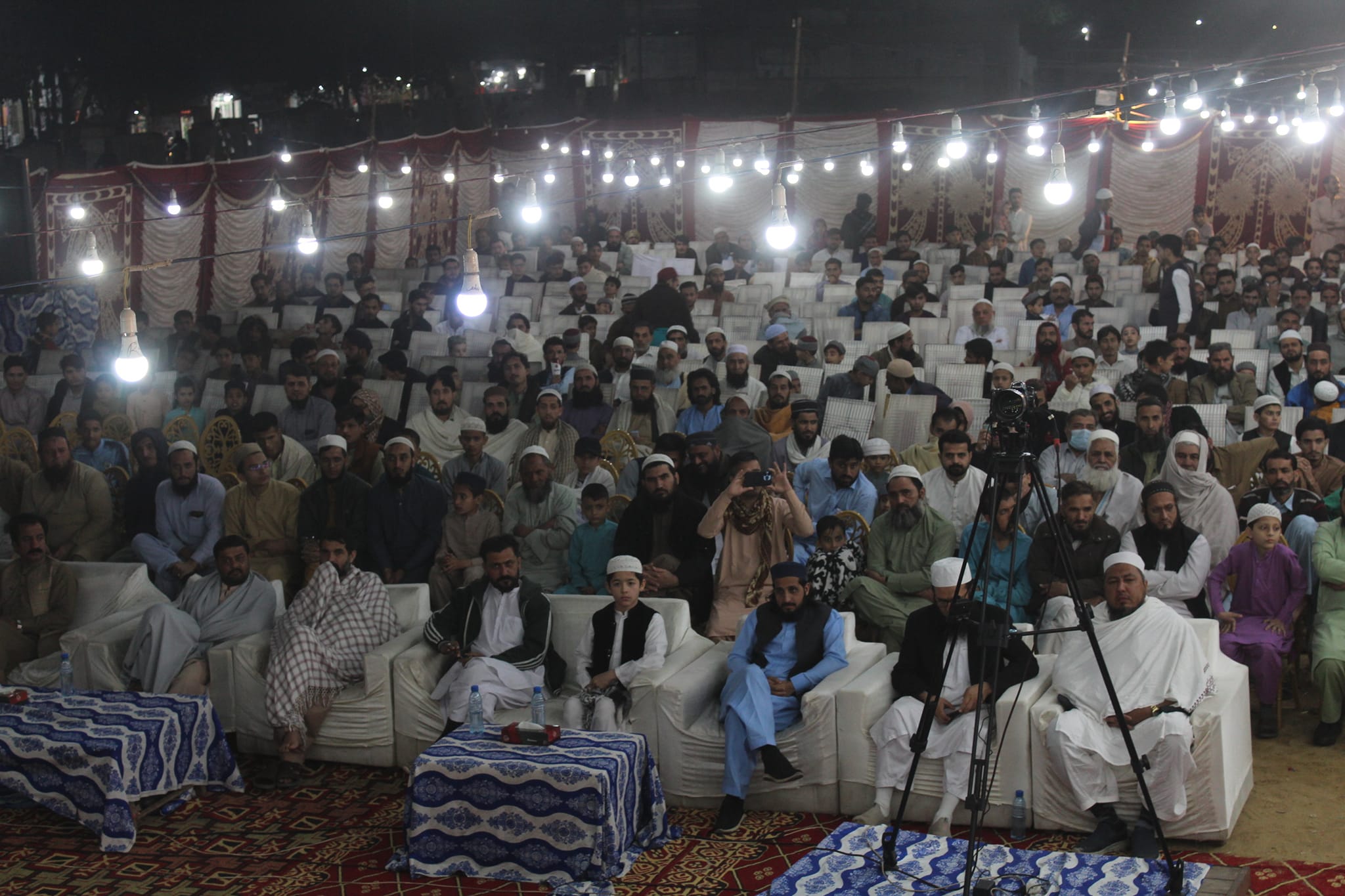 Abstract blue and black geometric pattern